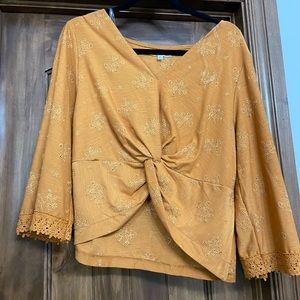 Women’s dress up shirt